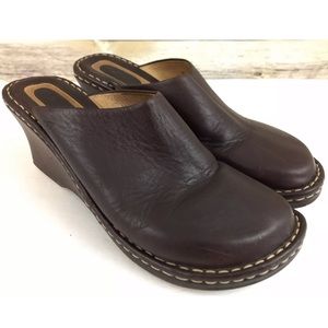 BORN Leather Clogs Mules Slides size 10M (42)